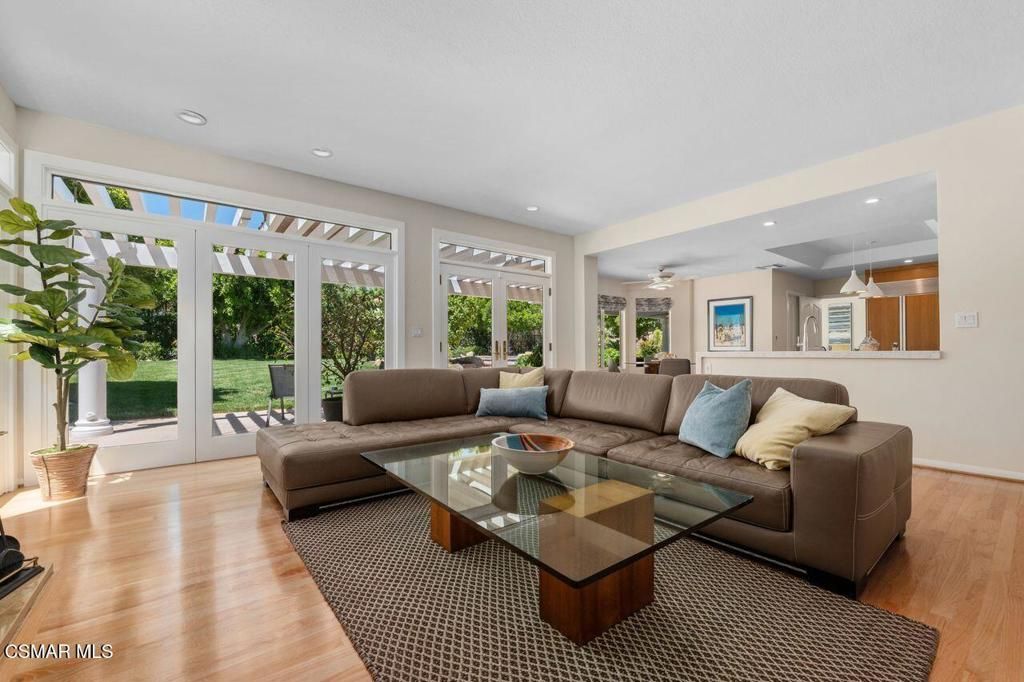 Image 19 of property listing at 7616 Ashton Court, West Hills, CA 91304