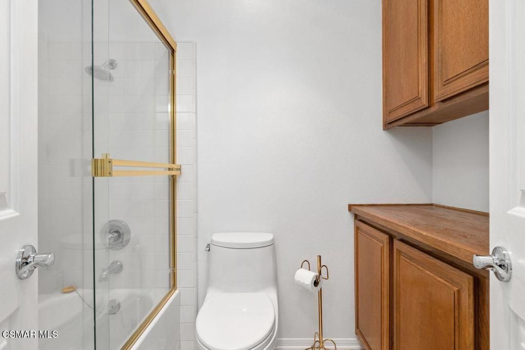 Image 31 of property listing at 7616 Ashton Court, West Hills, CA 91304