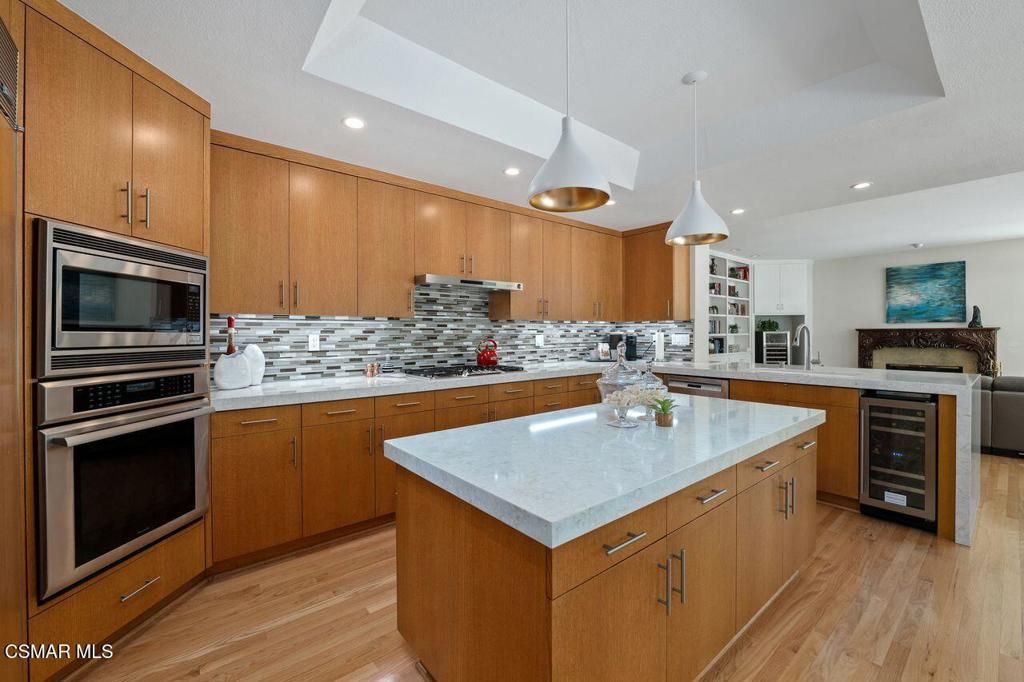Image 4 of property listing at 7616 Ashton Court, West Hills, CA 91304