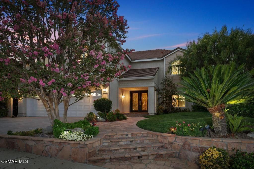 Image 7 of property listing at 7616 Ashton Court, West Hills, CA 91304