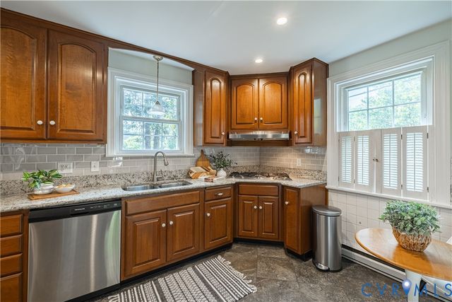 3320 Chatham Rd, Richmond, VA 23227