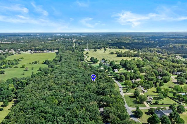 2944 W Country Club Road, Searcy, AR 72143