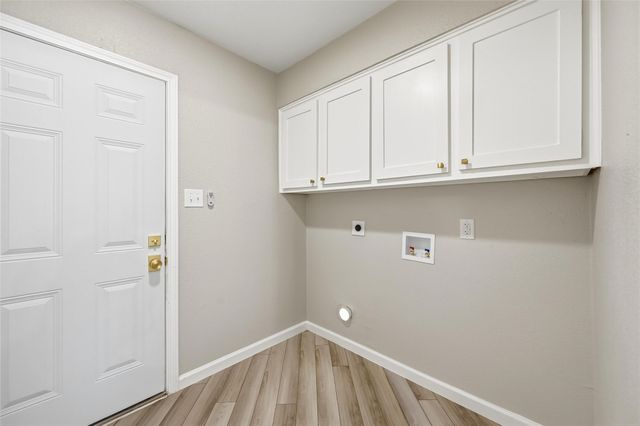 101 Park Trail Place, Joshua, TX 76058