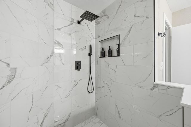 101 Park Trail Place, Joshua, TX 76058