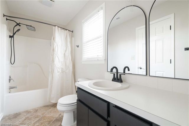 4410 Wood Glen Court, Winston-salem, NC 27107