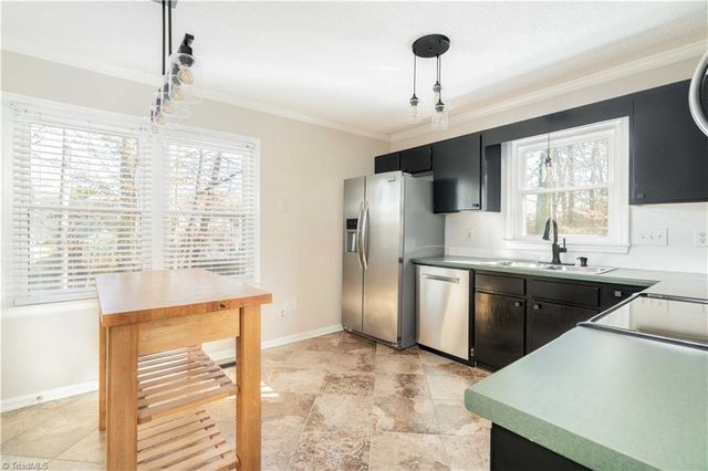 4410 Wood Glen Court, Winston-salem, NC 27107