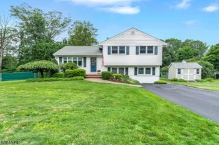 32 Sanford Dr, Randolph Twp., NJ 07869