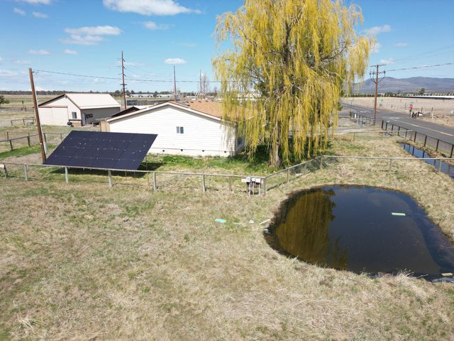 26395 Walker Road, Bend, OR 97701