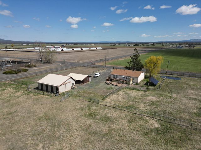 26395 Walker Road, Bend, OR 97701