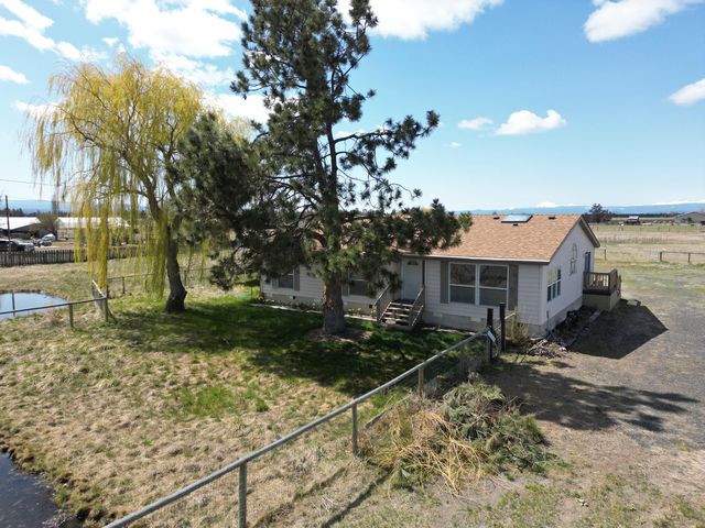 26395 Walker Road, Bend, OR 97701