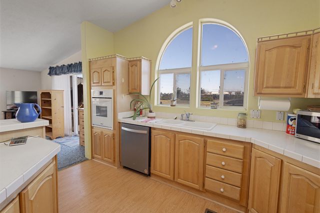 26395 Walker Road, Bend, OR 97701