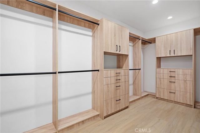 17962 Valley Vista Boulevard, Encino, CA 91316