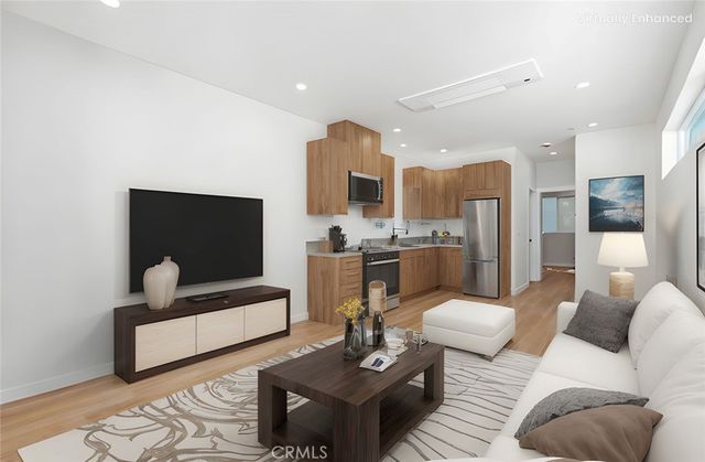 17962 Valley Vista Boulevard, Encino, CA 91316