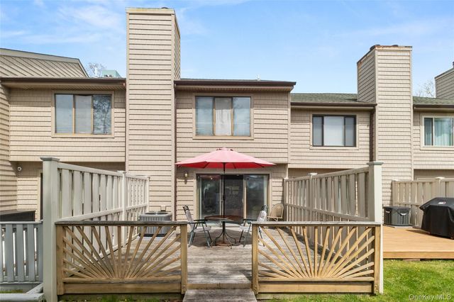 129 Beecher Avenue Extension, East Islip, NY 11730