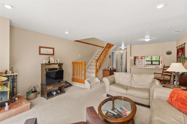 129 Beecher Avenue Extension, East Islip, NY 11730