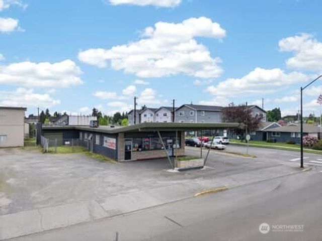 816 W Main Street, Centralia, WA 98531