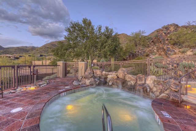 13495 E CHARTER OAK Drive, Scottsdale, AZ 85259