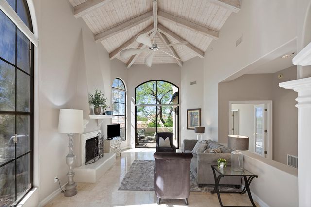 13495 E CHARTER OAK Drive, Scottsdale, AZ 85259