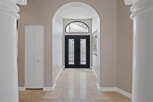 13495 E CHARTER OAK Drive, Scottsdale, AZ 85259