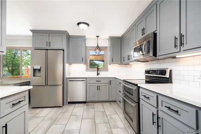1109 Vestavia, Northport, AL 35473