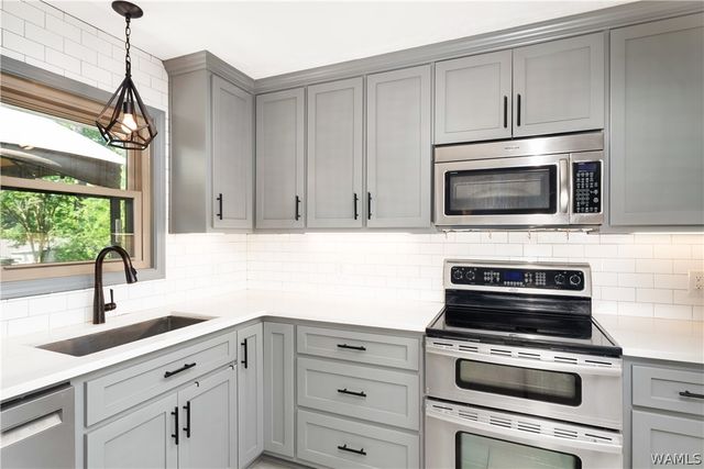 1109 Vestavia, Northport, AL 35473