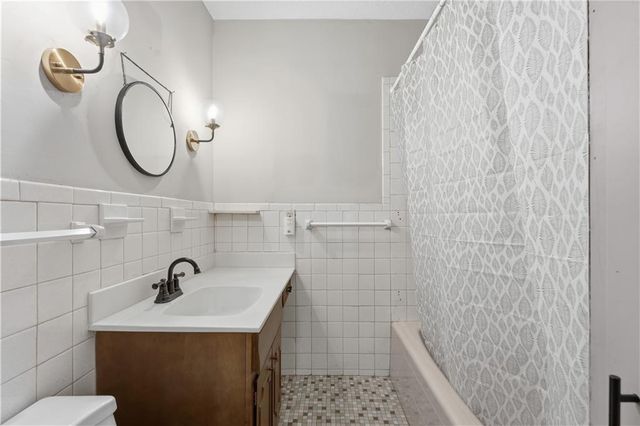 1811 Pendleton Avenue, Kansas City, MO 64124