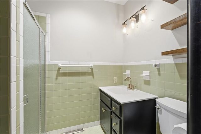 1811 Pendleton Avenue, Kansas City, MO 64124