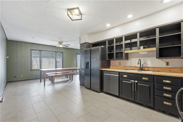 1811 Pendleton Avenue, Kansas City, MO 64124