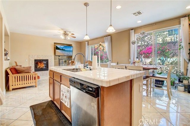 25960 Corte Antigua, Moreno Valley, CA 92551