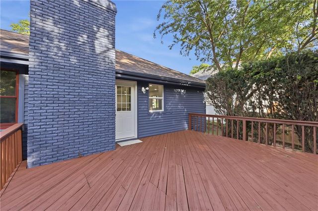 6518 Sterling Avenue, Raytown, MO 64133