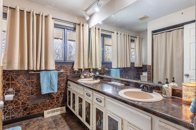 640 Hill Street, Madison Twp, OH 45042