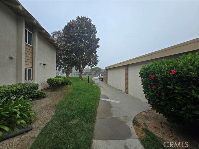 8933 Biscayne Court 221G, Huntington Beach, CA 92646