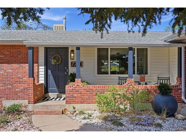 7790 S Harlan Way, Littleton, CO 80128