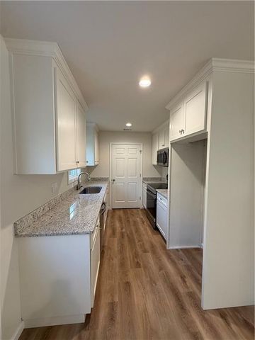 100 Sanders Boulevard, Dahlonega, GA 30533