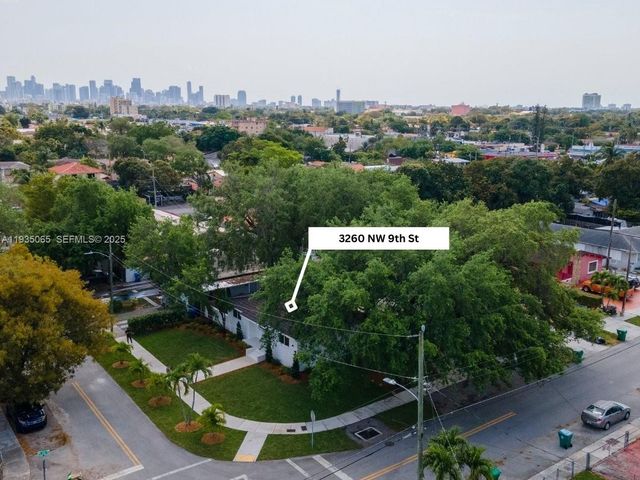 3260 NW 9th St, Miami, FL 33125