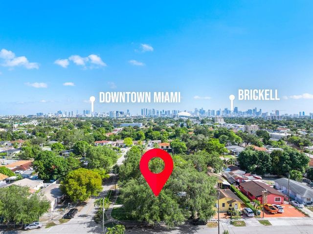 3260 NW 9th St, Miami, FL 33125