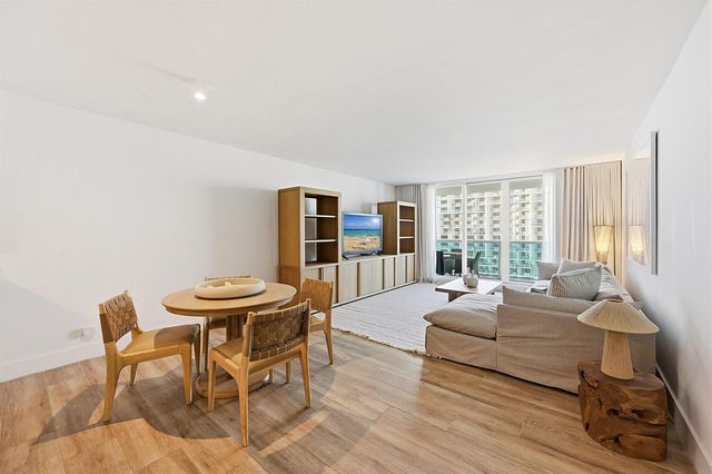 2301 Collins Avenue 1205, Miami Beach, FL 33139
