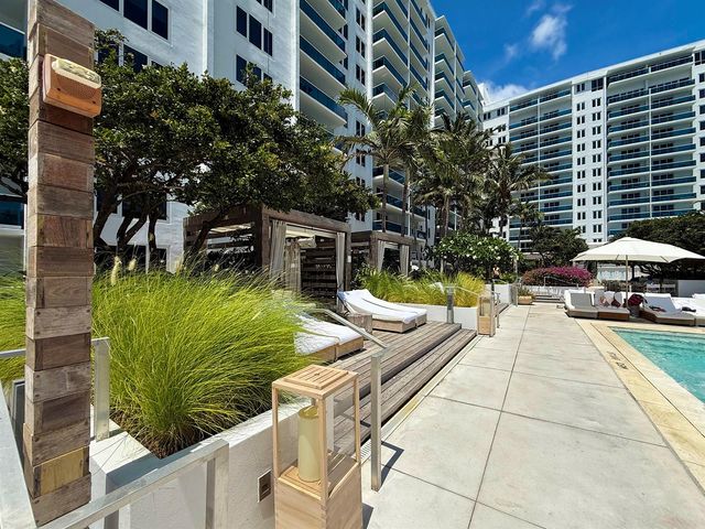 2301 Collins Avenue 1205, Miami Beach, FL 33139