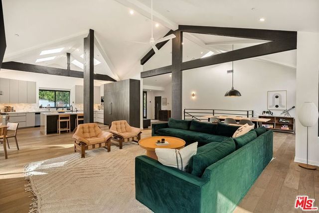 28222 Via Acero Street, Malibu, CA 90265