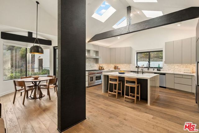 28222 Via Acero Street, Malibu, CA 90265