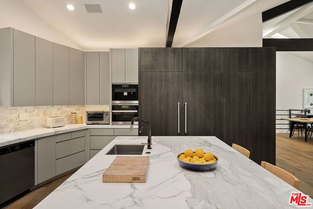 28222 Via Acero Street, Malibu, CA 90265