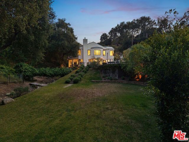 28222 Via Acero Street, Malibu, CA 90265