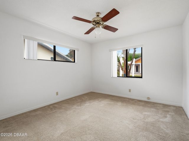 808 E 1st Avenue, New Smyrna Beach, FL 32169