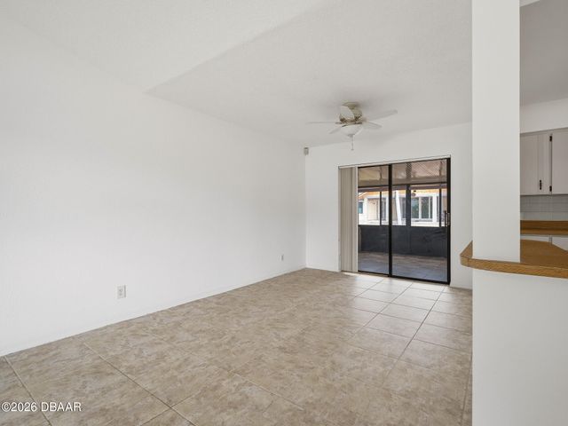 808 E 1st Avenue, New Smyrna Beach, FL 32169