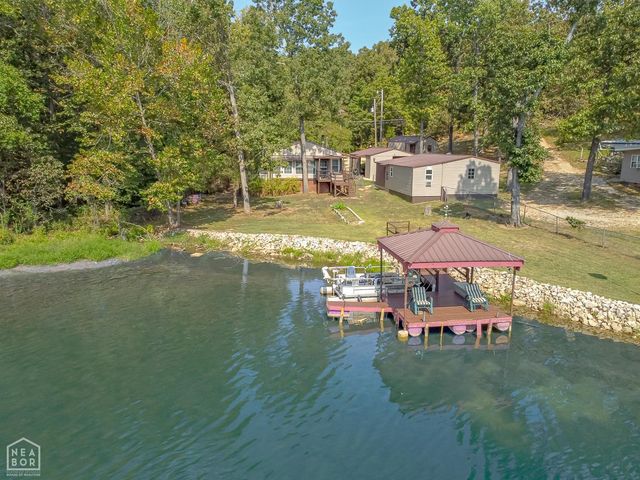 21 W Lakeshore Drive, Highland, AR 72542