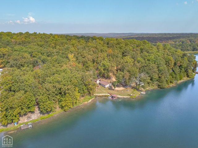 21 W Lakeshore Drive, Highland, AR 72542