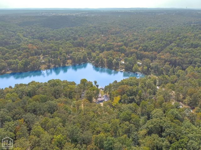 21 W Lakeshore Drive, Highland, AR 72542