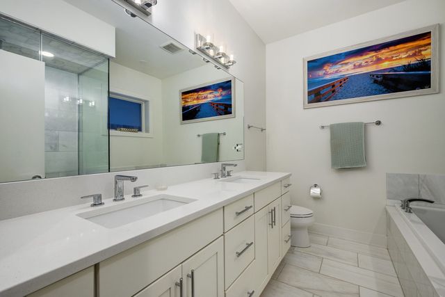 1516 W Ohio Street 1, Chicago, IL 60642