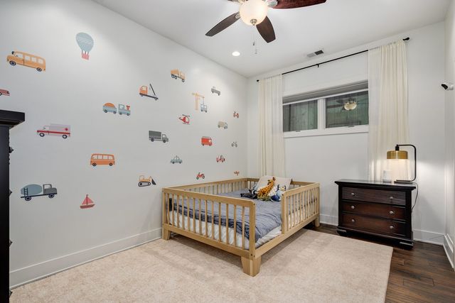 1516 W Ohio Street 1, Chicago, IL 60642