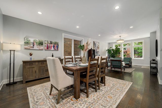 1516 W Ohio Street 1, Chicago, IL 60642